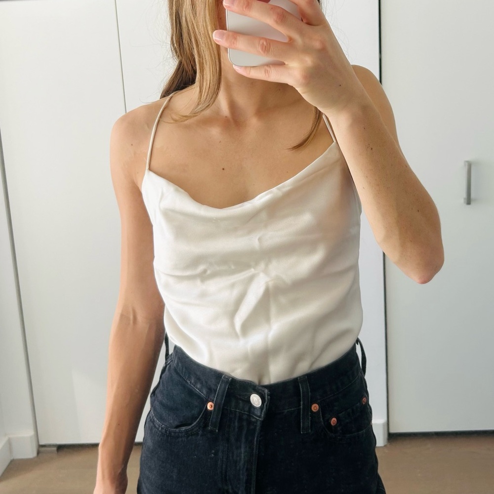 ALICE + OLIVIA Silk Top size XS